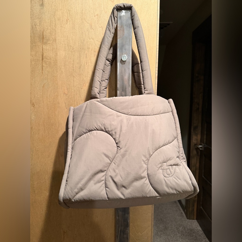 Thirty Years Drift Tote in Clay